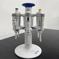 Eppendorf Research Plus Single Channel Pipettes and Stand image 1